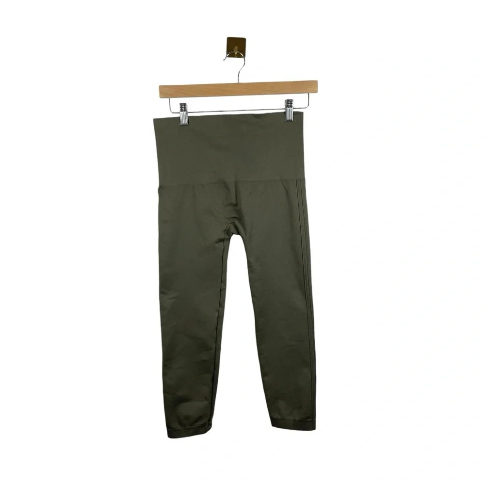 SPANX Women’s Cropped Shapewear Leggings in Olive Green Size 1X